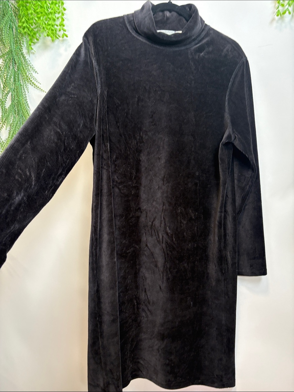 White Stag Black Velvet-Look Crewneck Dress